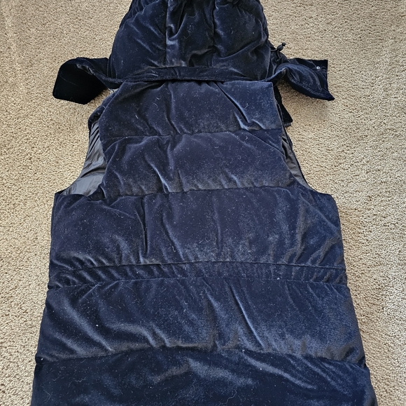 Athleta Lofty Velvet Black Full Zip Down Puffer Vest with Hood size XS - Picture 4 of 4